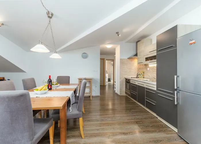 Apartment Maria Lussi *