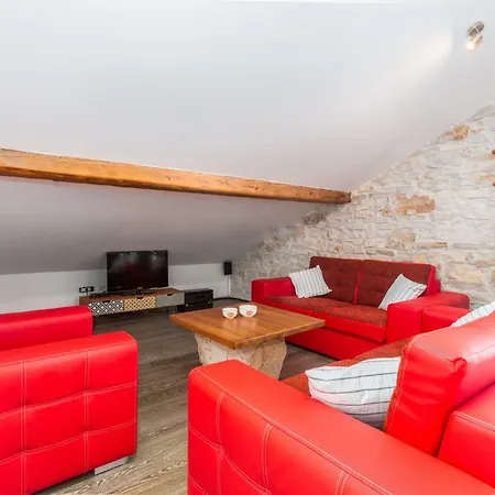 Apartman Maria Lussi Pula