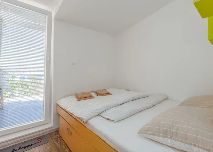 Maria Lussi Apartamento